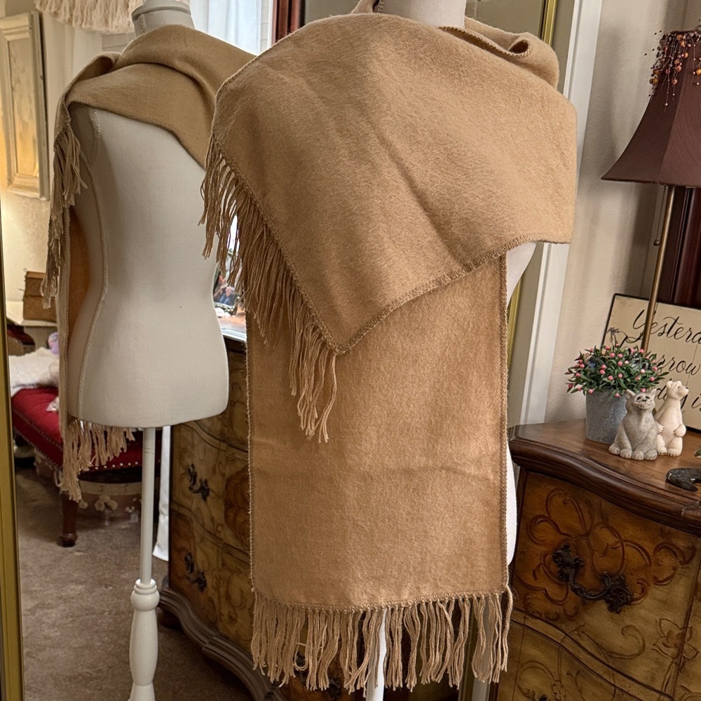 Tesoro del Peru Alpaca Wool Fringe Poncho Shawl-One Size-66" Long - Picture 2 of 6